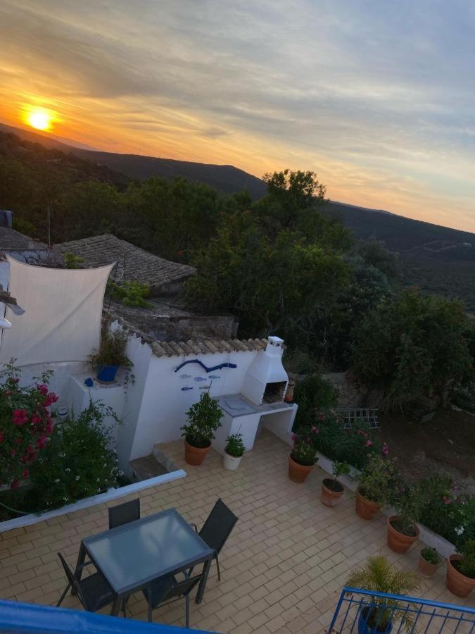 "Oliveiras" Appartement Typique Avec Terrasse Et Piscine Loule Exterior photo